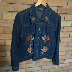 New Identity Floral Embroidered Denim Button Up Denim Dark Jacket Size Small